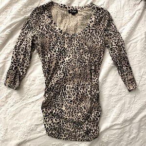 guess cheetah ruched 3/4 sleeve